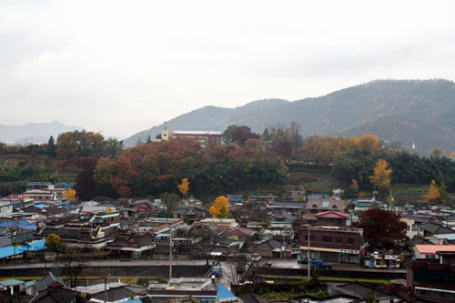 화순읍 광덕리에서 바라 본 남산 전경. 